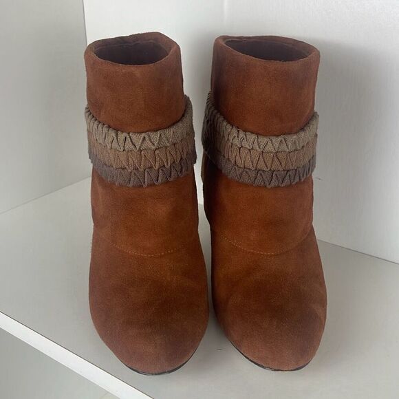 Tracy Reese Piper Brown Suede Ankle Boots 7.5 - Picture 3 of 13
